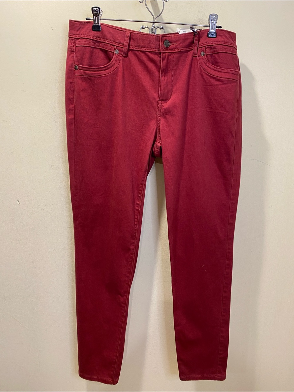 Simply Vera Vera Wang Women's Red Skinny Jeans Sz 10 NWT